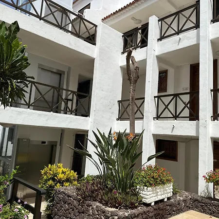 2 Bedrooms Playa Americas Parque Santiago I Heated Pool 公寓 *