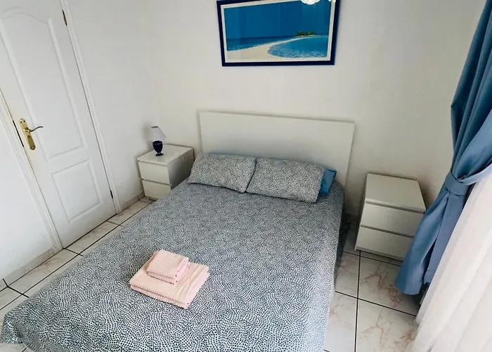 2 Bedrooms Playa Americas Parque Santiago I Heated Pool * Playa de las Americas (Tenerife)